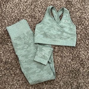 GYMSHARK green camo set small